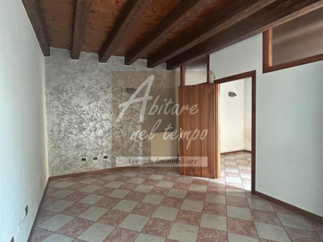 Locale commerciale/Negozio in Affitto a Cittadella