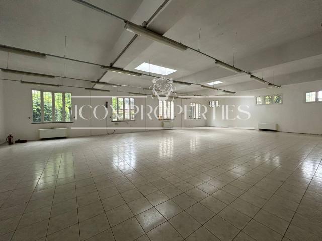 Locale commerciale/Negozio in Affitto a Milano