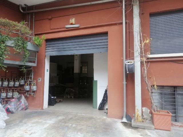 Locale commerciale/Negozio in Affitto a Milano