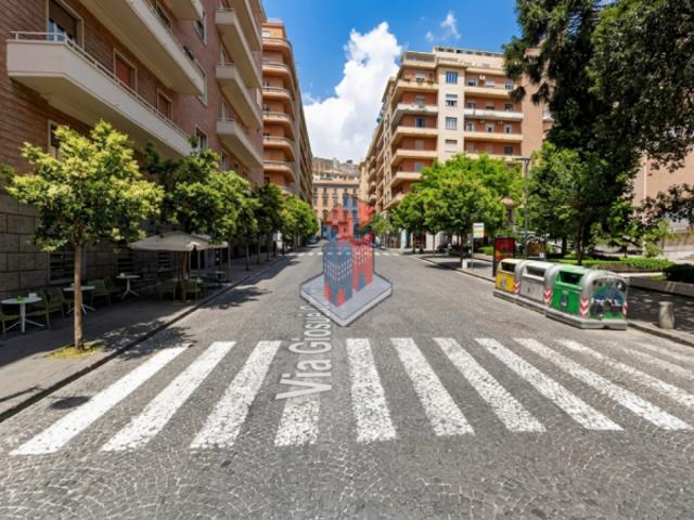 Locale commerciale/Negozio in Affitto a Napoli