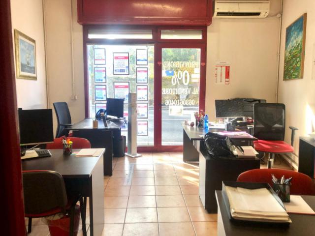 Locale commerciale/Negozio in Vendita a Roma