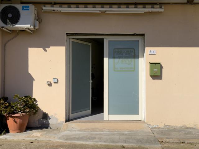 Locale commerciale/Negozio in Affitto a Sarroch