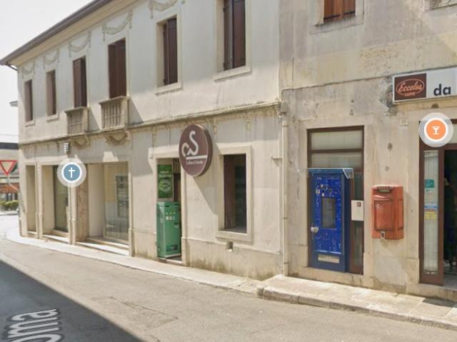 Locale commerciale/Negozio in Vendita a Aviano