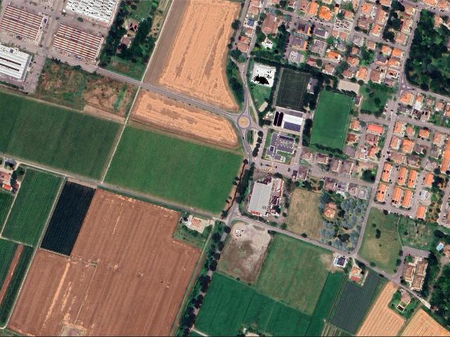 Locale commerciale/Negozio in Vendita a Castelfranco Emilia