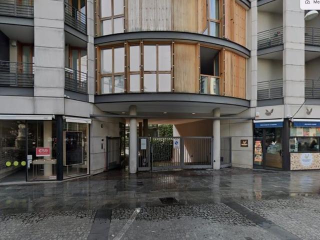 Locale commerciale/Negozio in Vendita a Milano