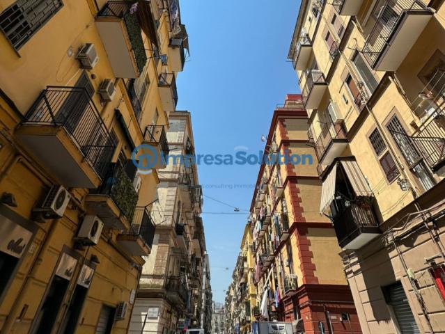 Locale commerciale/Negozio in Vendita a Napoli