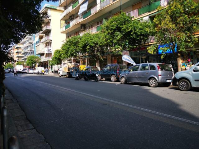 Locale commerciale/Negozio in Vendita a Napoli