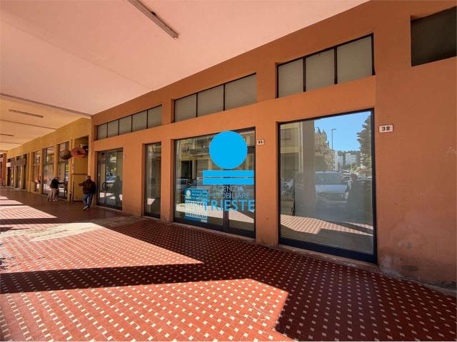 Locale commerciale/Negozio in Vendita a Pesaro