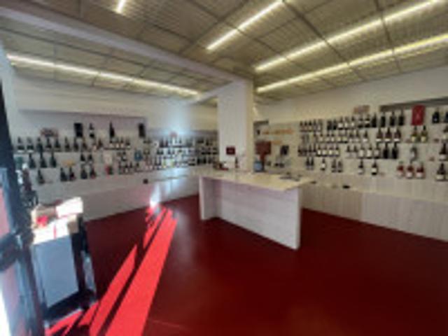 Locale commerciale/Negozio in Vendita a Roma