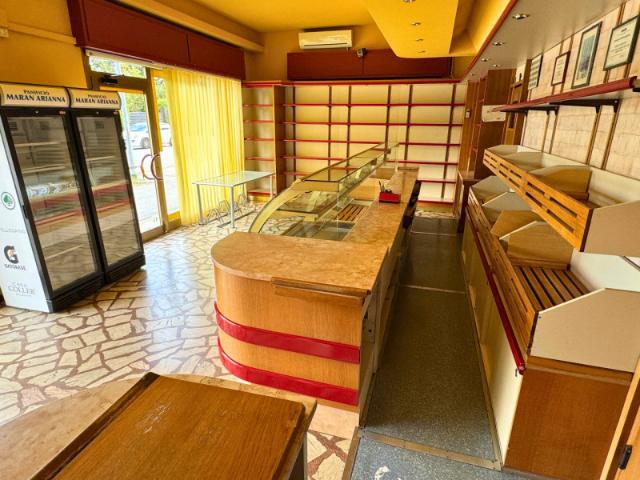 Locale commerciale/Negozio in Vendita a Selvazzano Dentro