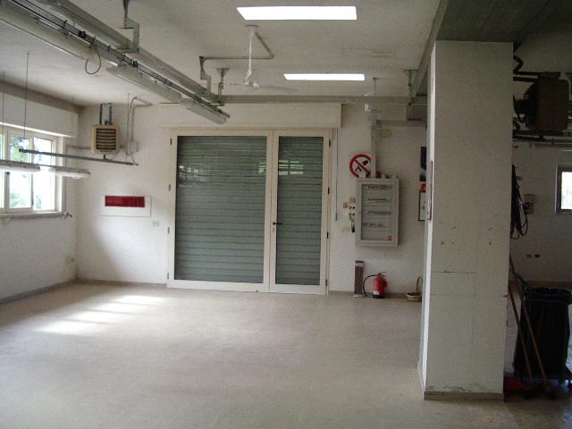 Locale artigianale in vendita a Colonnella