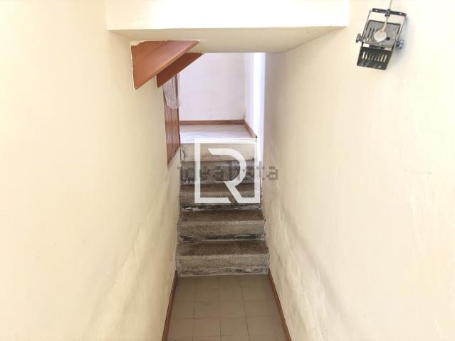 Locale in affitto di 43 m² in Via Castel San Pietro