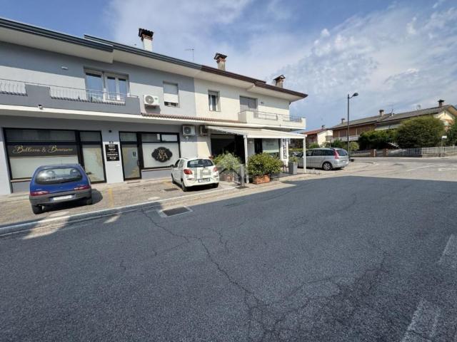 Locale in affitto di 43 m² in Via Don Domenico Bordignon