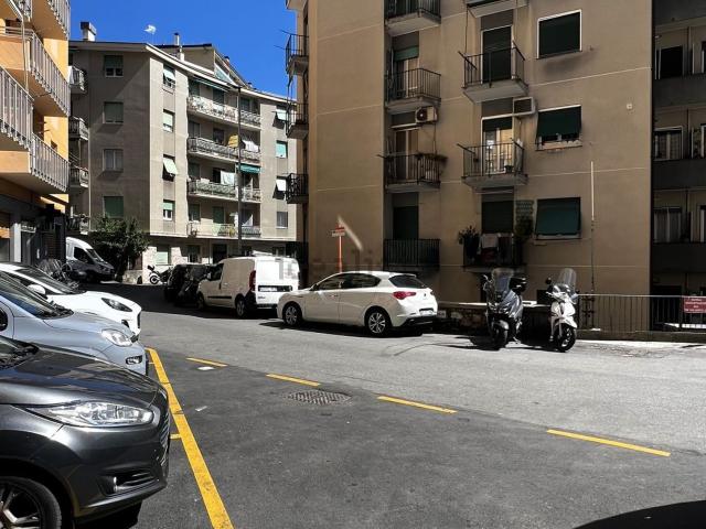 Locale in affitto di 43 m² in Via Giuseppe Sapeto