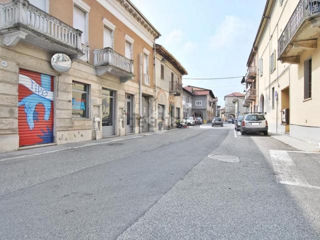 Locale in affitto di 43 m² in Via Martiri della Libertà, 57