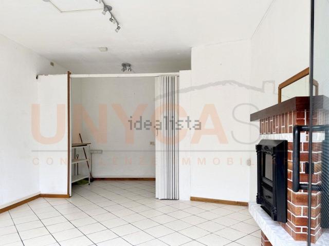 Locale in affitto di 43 m² in Via Mestrina