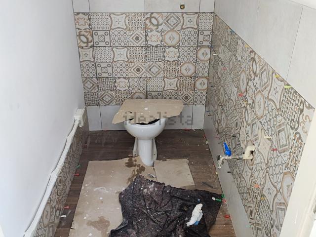 Locale in affitto di 43 m² in Via Roma