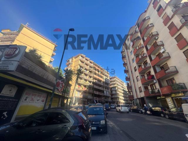 Locale in affitto di 43 m² in Via Adolfo Omodeo, 11