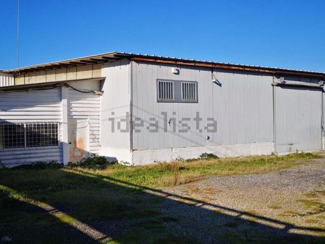 Locale in affitto di 400 m² in Via Gastone Maresca