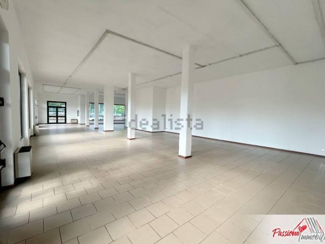 Locale in affitto di 400 m² in Via delle Agostiniane, 31
