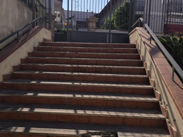 Locale in affitto di 400 m² in Via Fiume