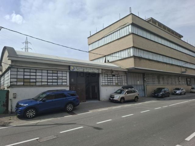 Locale in affitto di 400 m² in Via Marco Polo, 76
