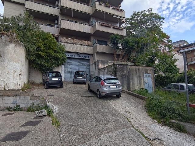 Locale in affitto di 400 m² in Via Nazionale Tiburtina, 107