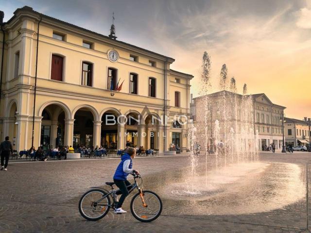 Locale in affitto di 400 m² in Via Tripoli