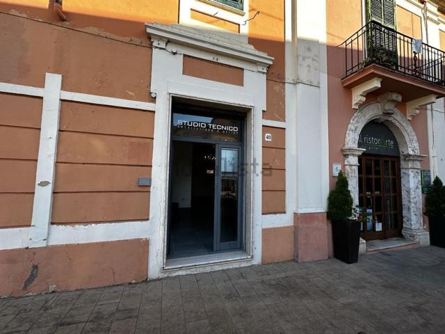 Locale in affitto di 40 m² in Corso Roma
