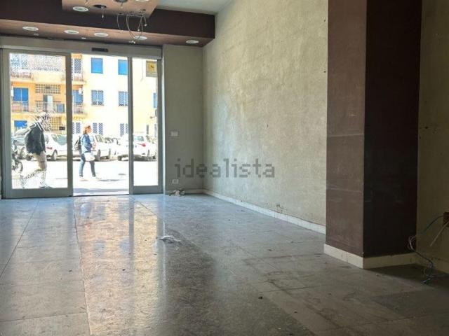 Locale in affitto di 40 m² in Via Tuscolana, 761