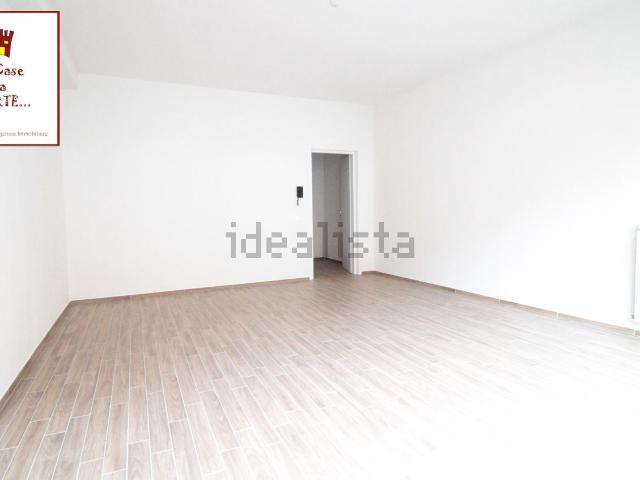 Locale in affitto di 40 m² in Via Ugo Bassi, 7