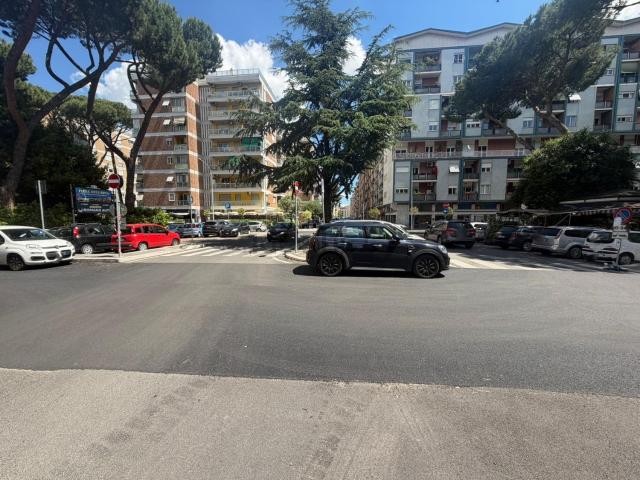 Locale in affitto di 40 m² in Via Valle Vermiglio, 32