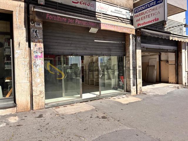 Locale in affitto di 40 m² in Via Vittorio Emanuele II, 550