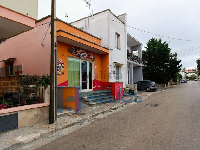 Locale in affitto di 40 m² in Via A. De Gasperi, 29