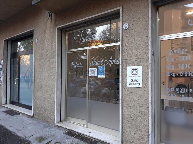 Locale in affitto di 40 m² in Via Adelaide Ristori
