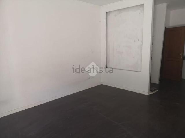 Locale in affitto di 40 m² in Via Cirillo Domenico, 43