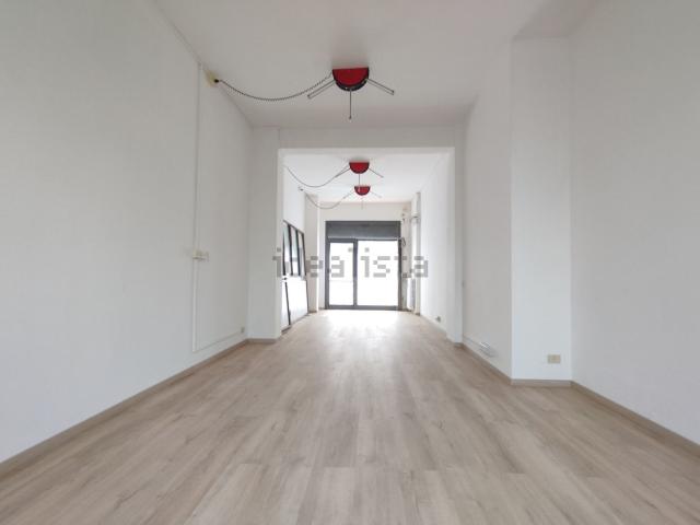 Locale in affitto di 40 m² in Via Corrado da Montemagno, 88