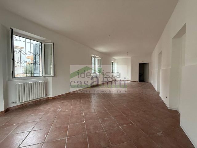 Locale in affitto di 40 m² in Via dei Vestini, 114