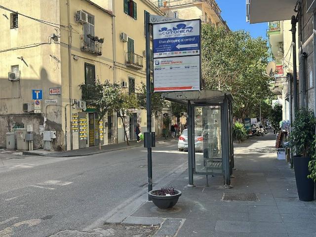 Locale in affitto di 40 m² in Via del Carmine, 98