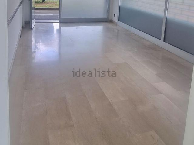 Locale in affitto di 40 m² in Via del Mare, 99