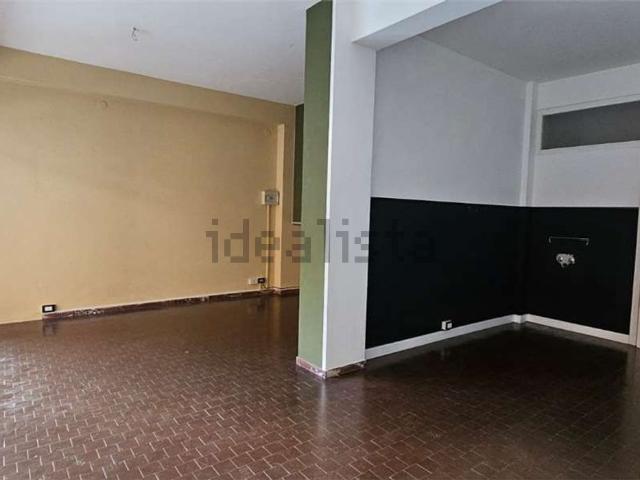 Locale in affitto di 40 m² in Via Doria