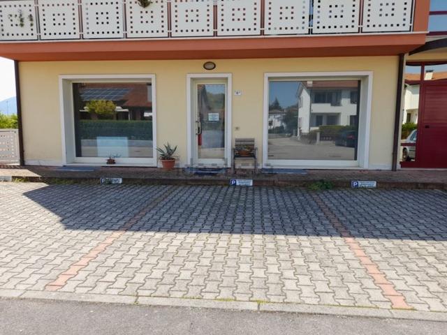 Locale in affitto di 40 m² in Via europa
