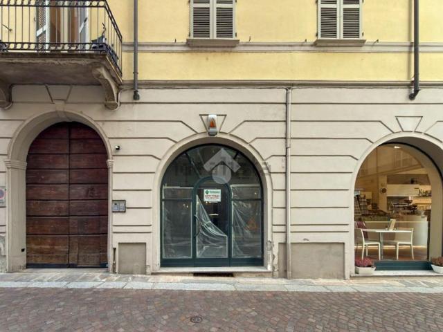Locale in affitto di 40 m² in Via Felice Frasi, 26