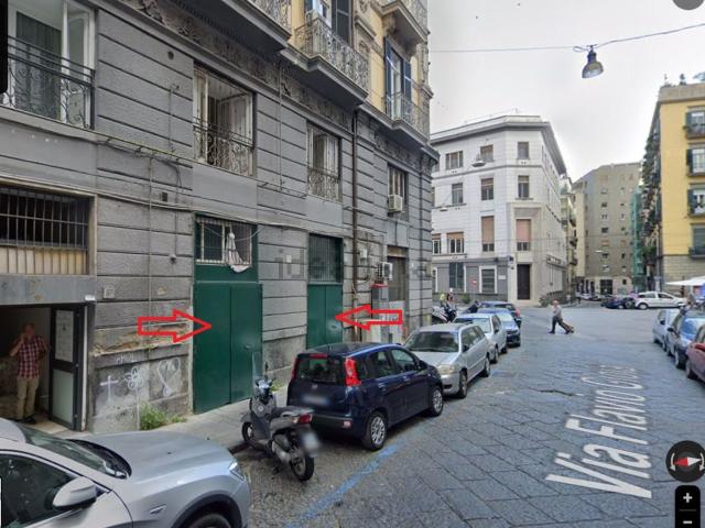 Locale in affitto di 40 m² in Via Flavio Gioia