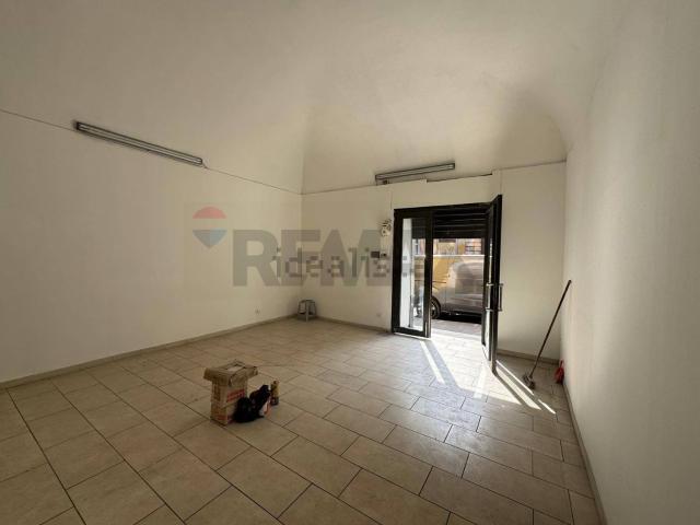 Locale in affitto di 40 m² in Via Giuseppe Garibaldi, 338