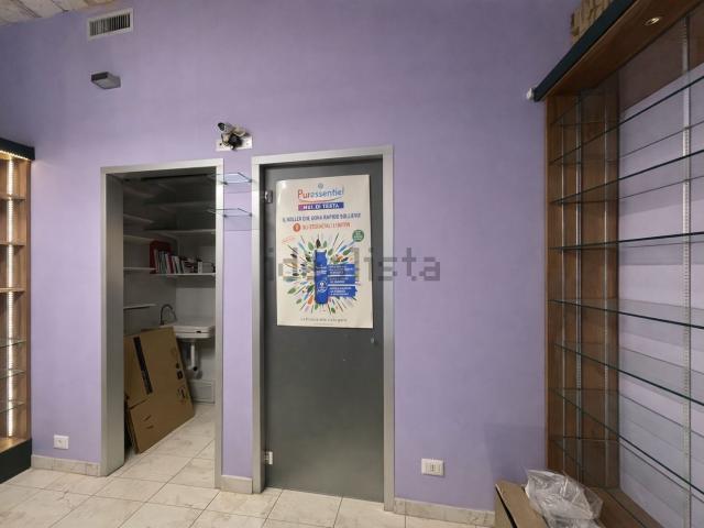 Locale in affitto di 40 m² in Via Giuseppe Giulietti, 6