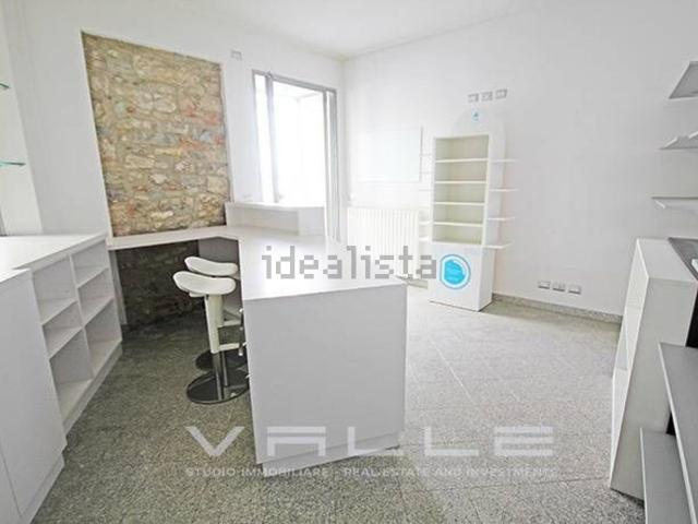 Locale in affitto di 40 m² in Via Guglielmo Marconi