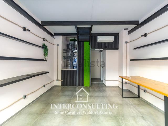 Locale in affitto di 40 m² in Via Muzio Clementi