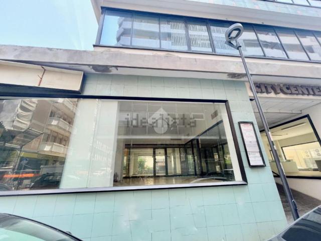 Locale in affitto di 40 m² in Via Pisa, 6