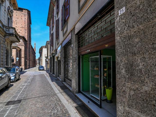 Locale in affitto di 40 m² in Via Roma, 29